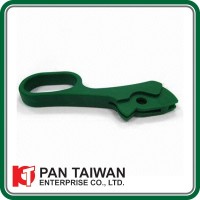 Plastic injection part